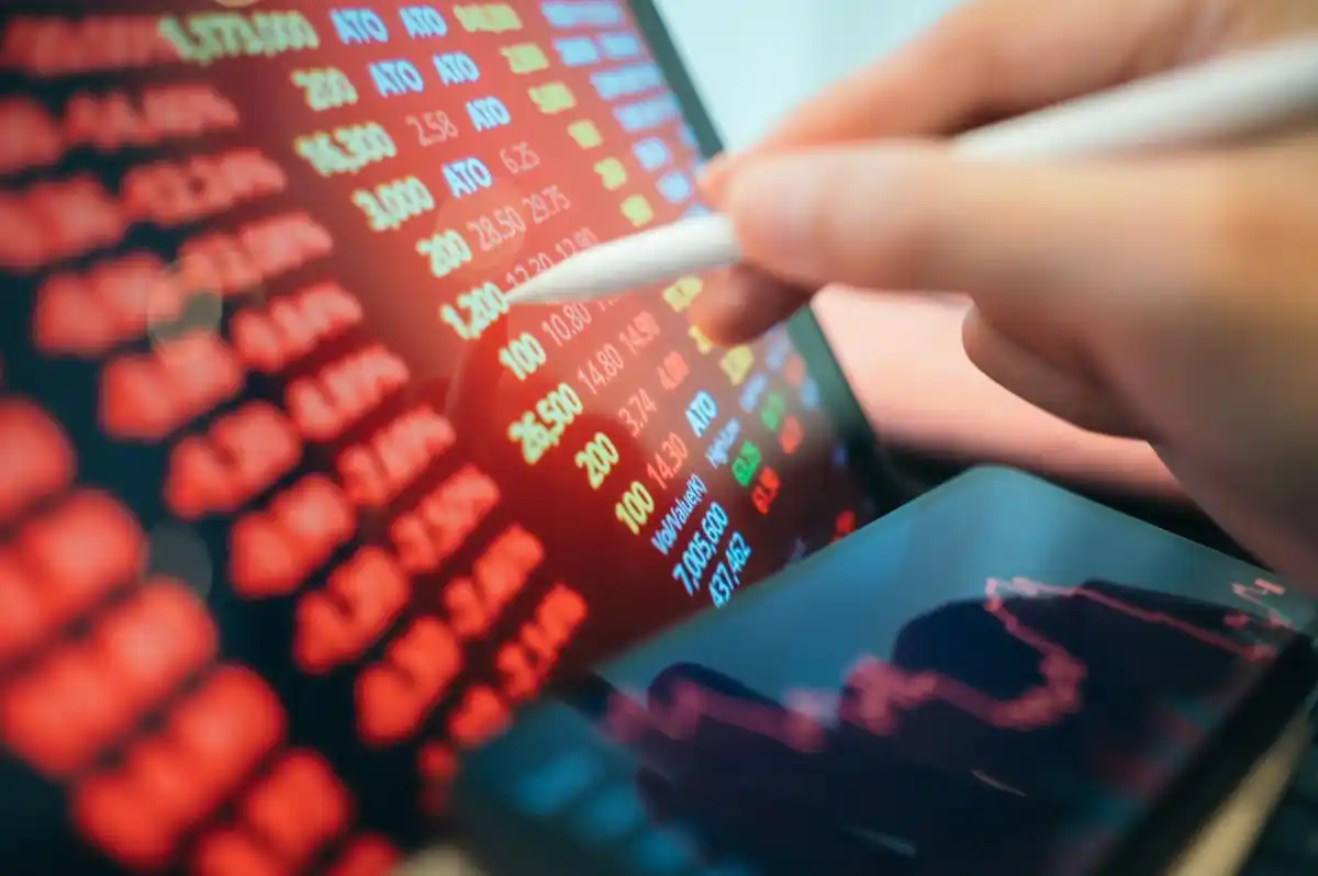 理解公司如何赚钱商业模式洞察_买股票前必须思考的三个核心问题_股票投资就问三个问题